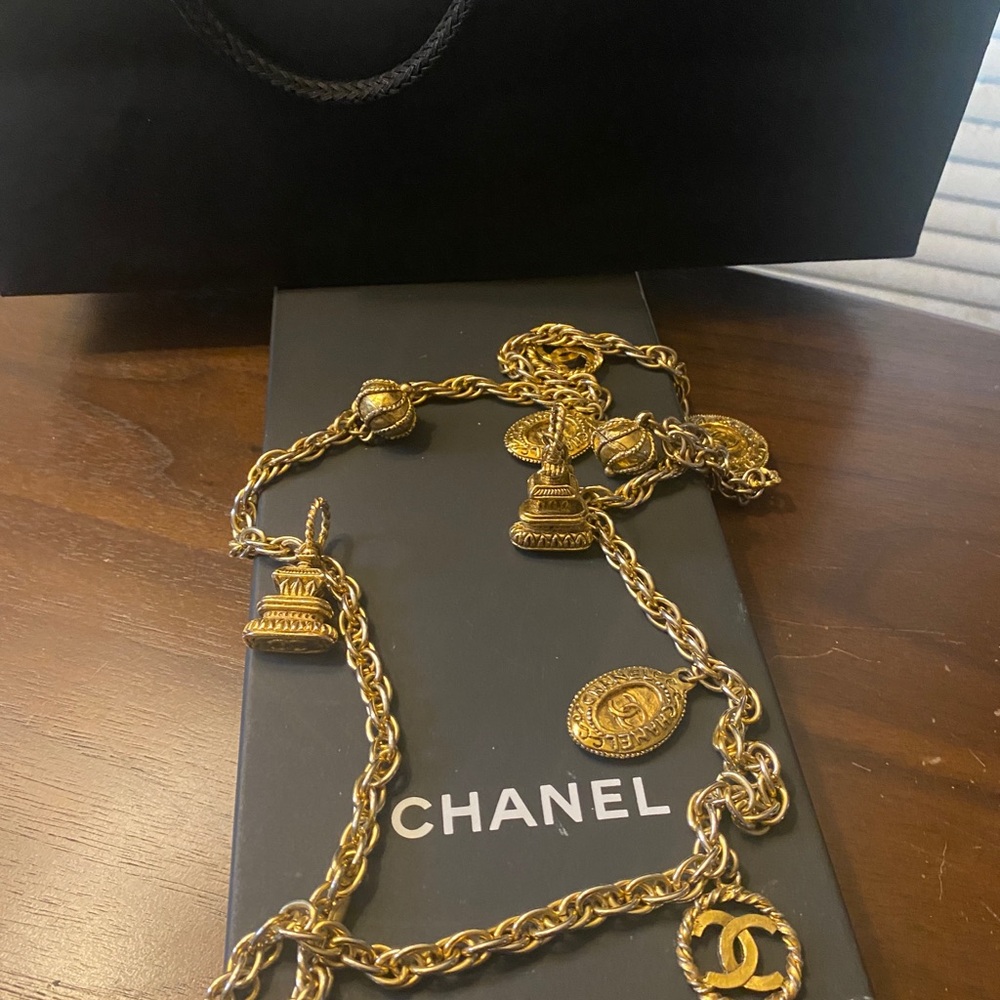SALE‼️Chanel Vintage 24kt Gold Plated Necklace Charms Medallion Coins Rue Cambon
